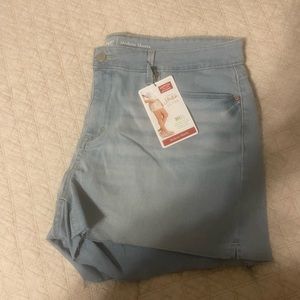 Denim hi rise shorts size 18